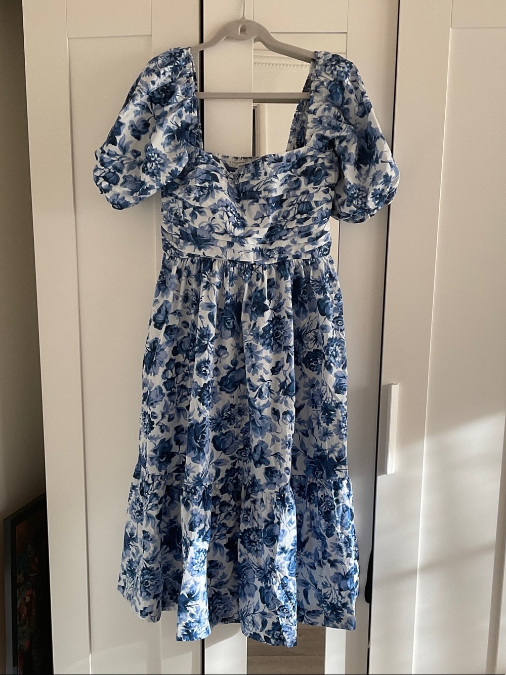 Abercrombie & Fitch Blue and White Floral Puff-Sleeve Dress